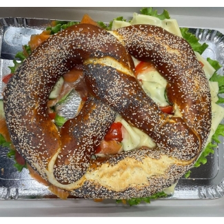 Bretzels gourmands artisanaux prêts en 10 minutes de cuisson à la maison 2